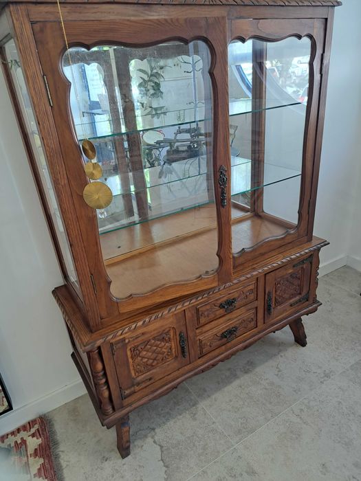 Cristaleira antiga vendo ou troco