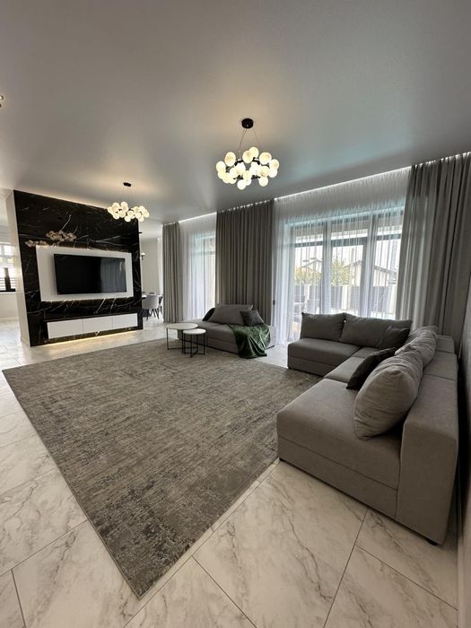 Інноваційний будинок з ремонтом поруч з КИЄВОМ