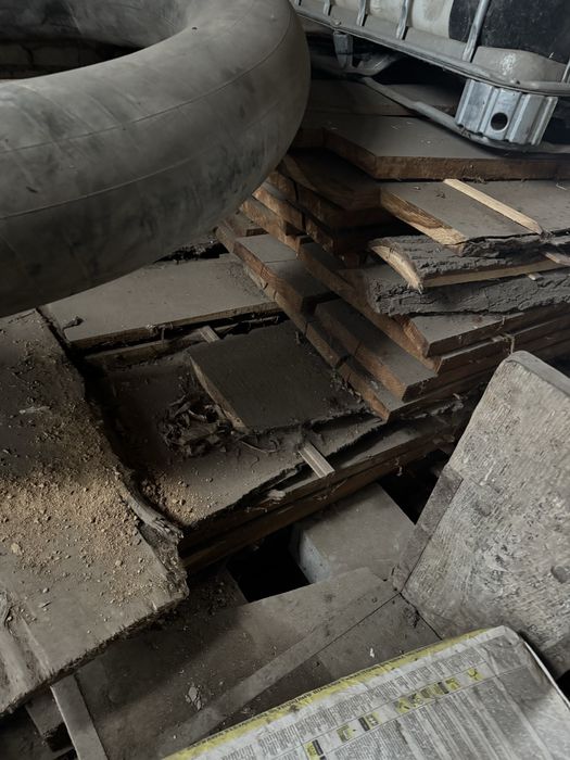 Deski dębowe tarcica bale