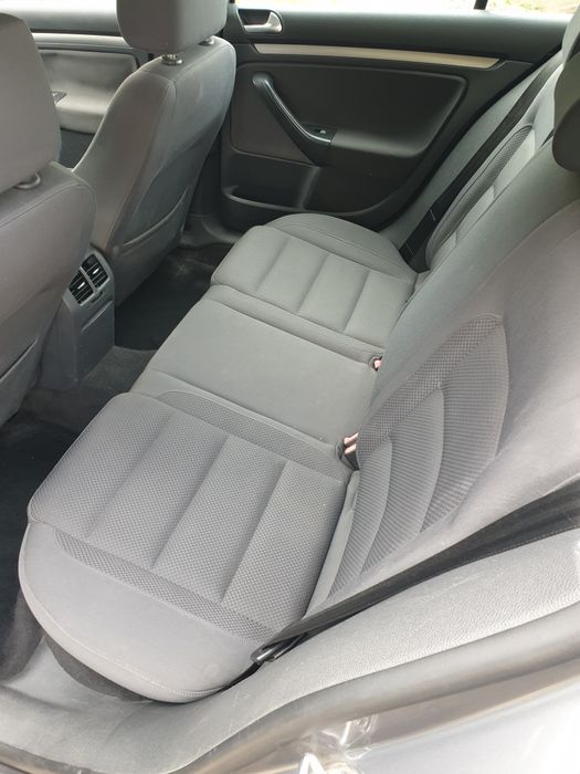 Volkswagen  Golf