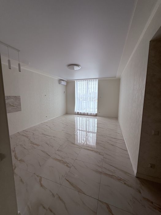 Продам новий будинок з ремонтом !!