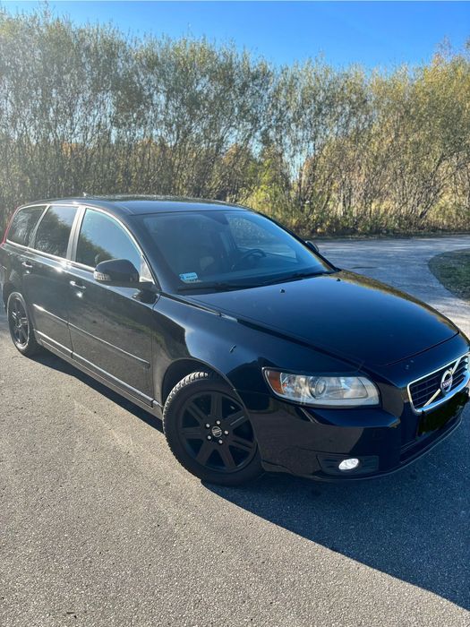 Volvo V50
