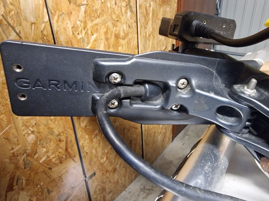 Garmin ECHOMAP UHD 92 sv z przetwornikiem GT-54