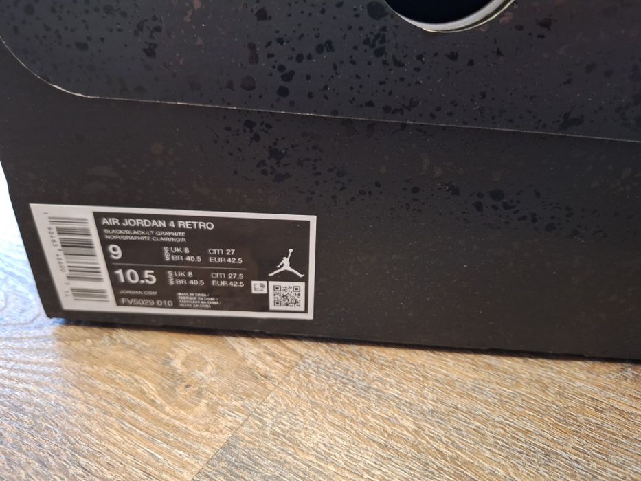 Jordan 4 black cat 2025