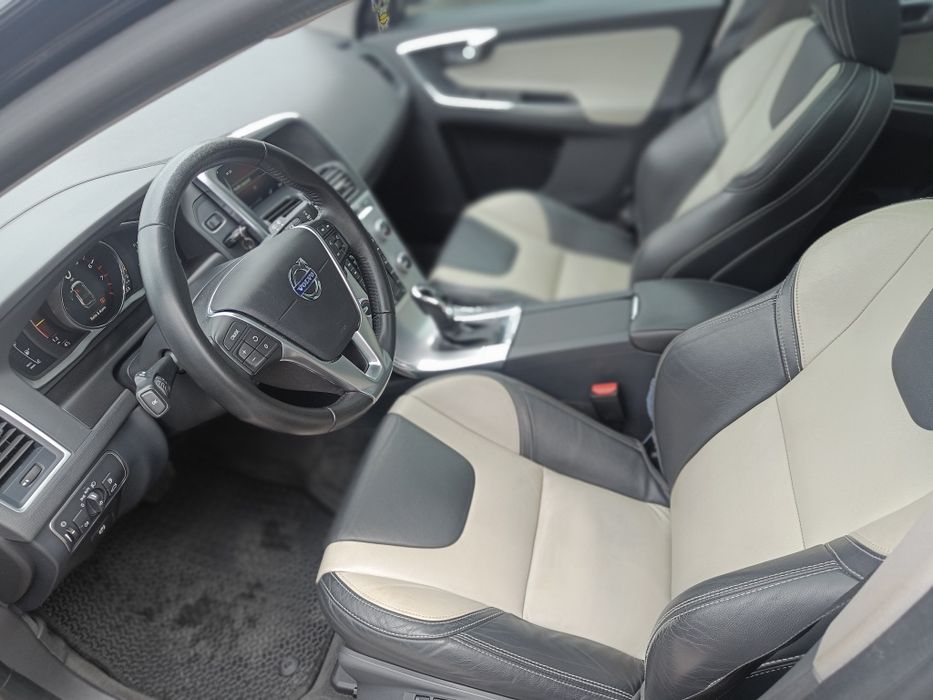 Volvo XC60 t5 dynamic