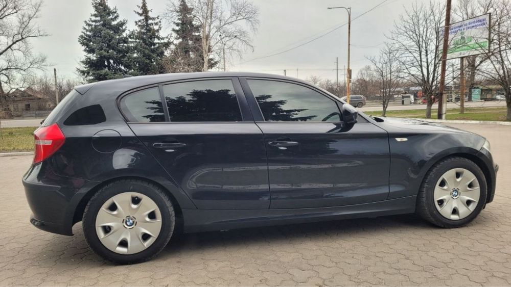 BMW 1 Series2009
