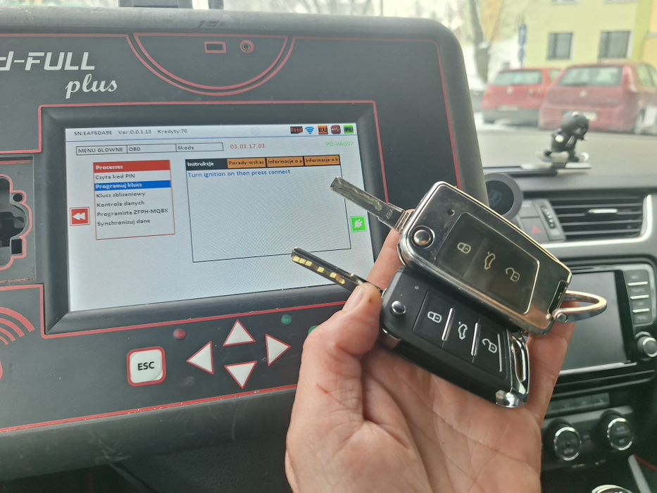 Auto klucze  programowanie dorabianie ,naprawa , ostrzenie narzedzi