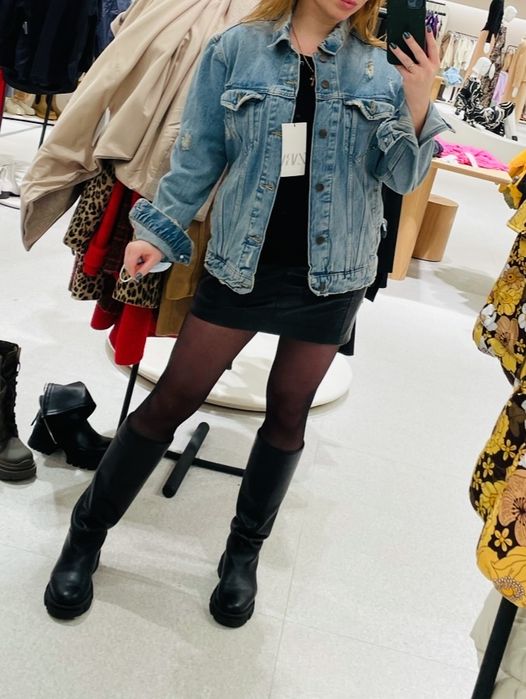 Стильна куртка ZARA джинсова розмір 40 - М