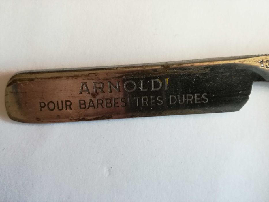 Navalha de Barbear Vintage c/Estojo-"Arnoldi-Solingen 135"
