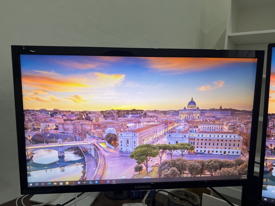 Monitores samsung com braço