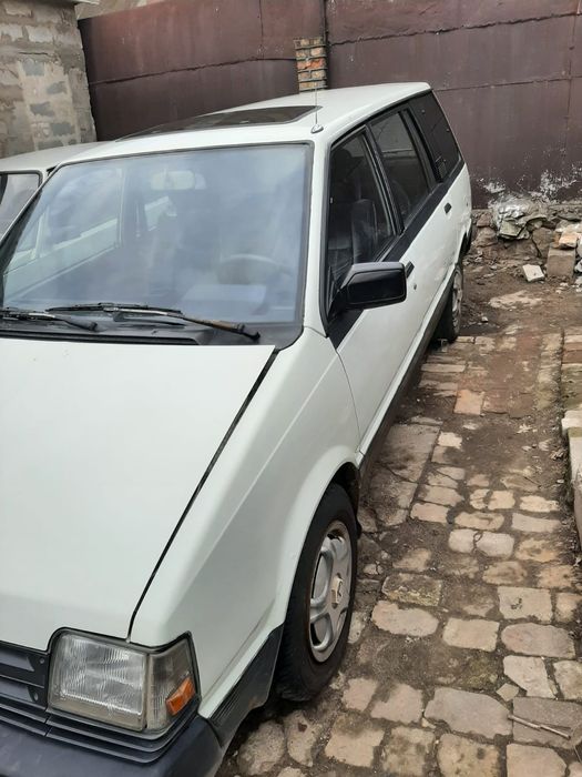 Продам не дорого 4×4,7 мест
