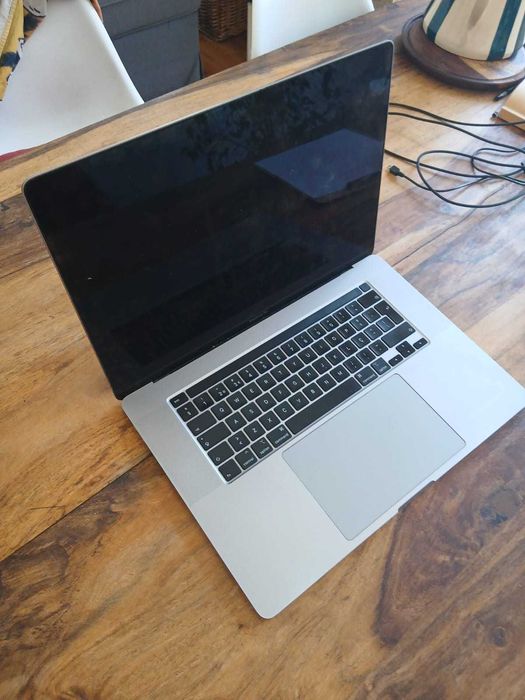 MacBook Pro, 16'', 2019