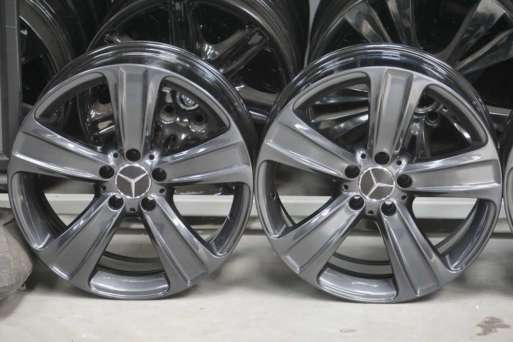 Alufelgi oryginał Mercedes 5x112 8Jx18 et38 cb66,6mm grafitowy polysk