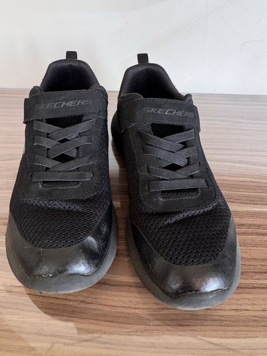 Кросівки Skechers р 37