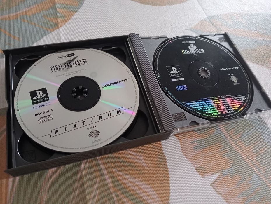 Jogo PlayStation Final Fantasy VII