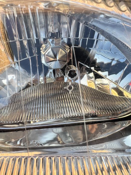 Продам фари Lanos -Sens