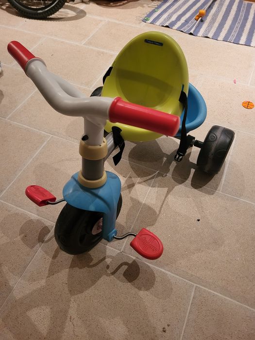 Triciclo Smoby Criança
