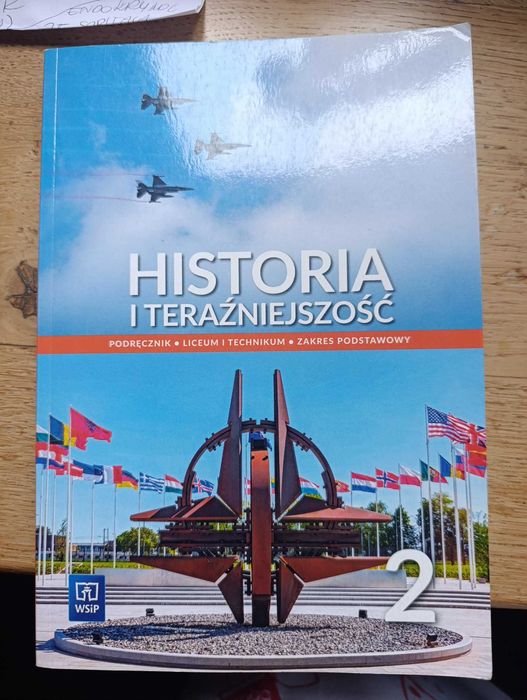 Podręcznik HISTORIA i TERAŹNIEJSZOŚĆ dla LO i Technikum (2)