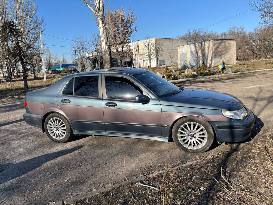 Автомобиль Saab 9⁵