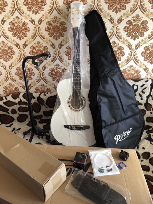 Нова Акустична гітара повний комплект