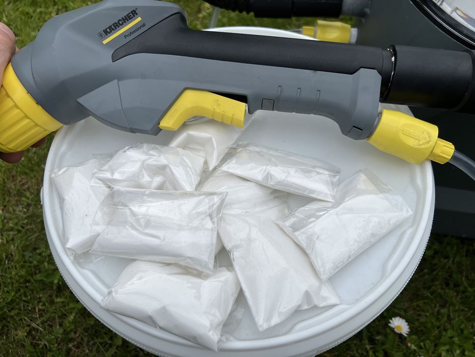 Odkurzacz piorący Karcher Puzzi 10/1 + proszek, wynajem, możliwy dowóz
