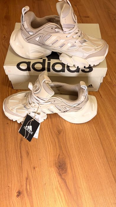 np”moda Adidas 38,5