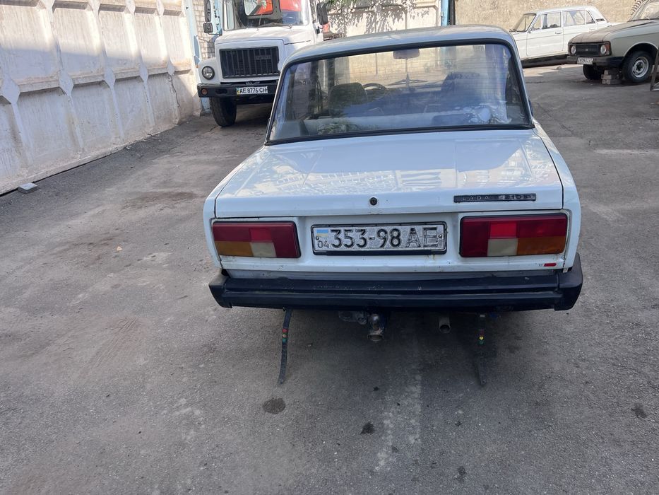 Продам ваз 2105