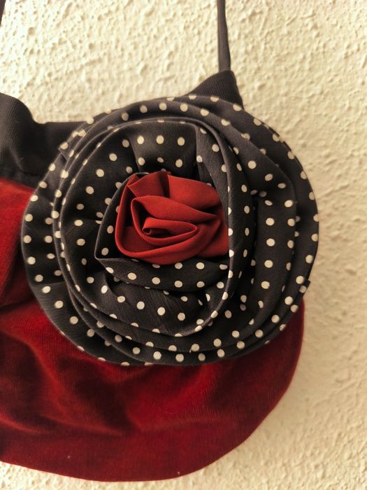 Noa Ecco. Mala bombazona e algodão. Linda. Cor de tijolo