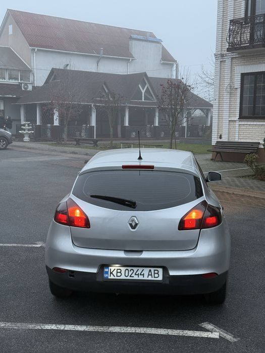 Рено Меган 1.5 дизель