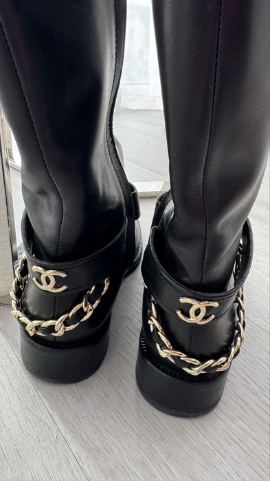 Сапоги chanel кожанные
