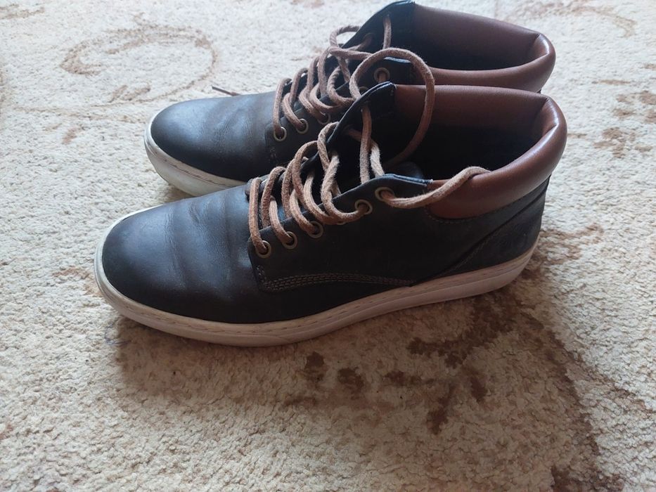 Черевики весняні. Фірма Timberland.  Розмір 40.