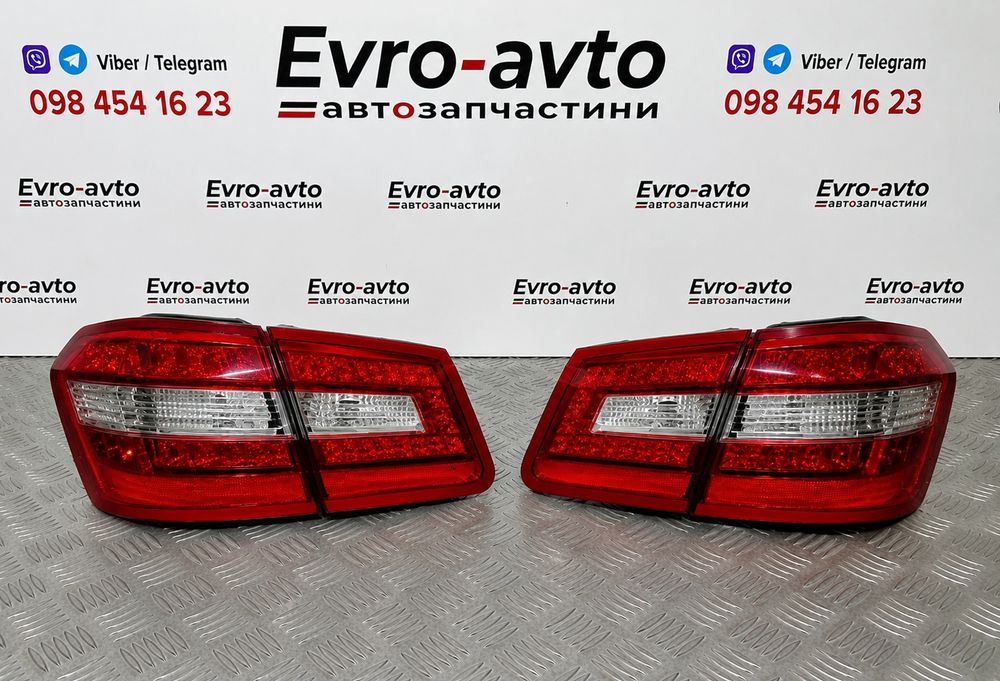LED стоп Mercedes S212 W212 Універсал 2009-2013 задній ліхтар оригінал / Стоп фонарь Мерседес S212