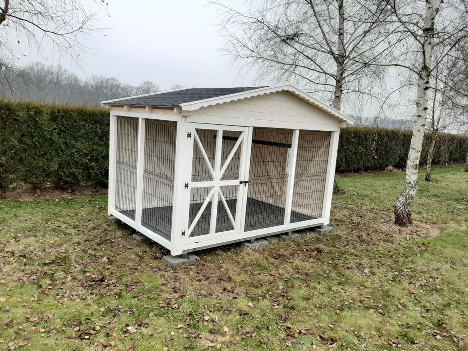 Kojec dla psa drewniany