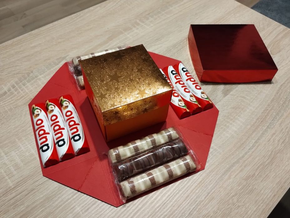 Exploding box Kinder z mini nutellą