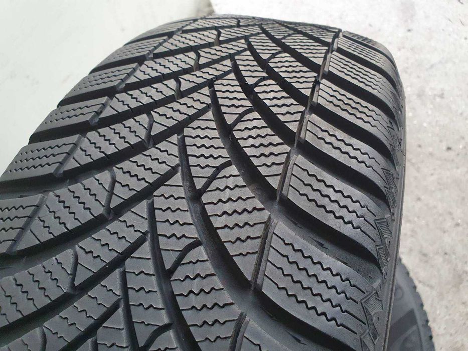 2x Semperit Speed Grip 5  215/70r16  7,7mm