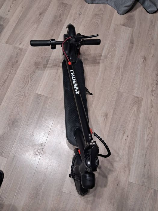 Продається електросамокат crosser