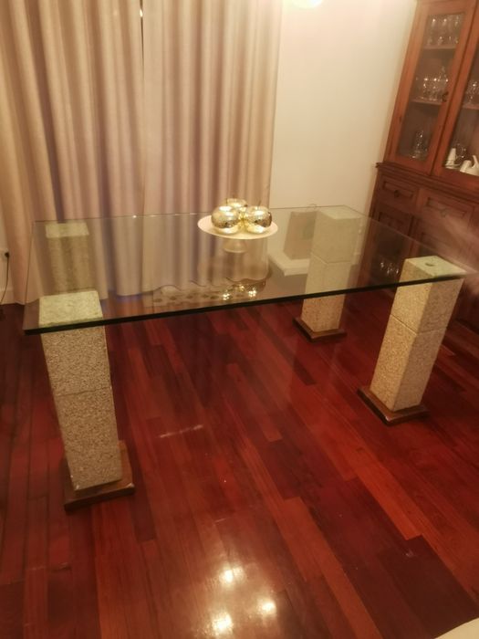 Mesa de sala em vidro temperado