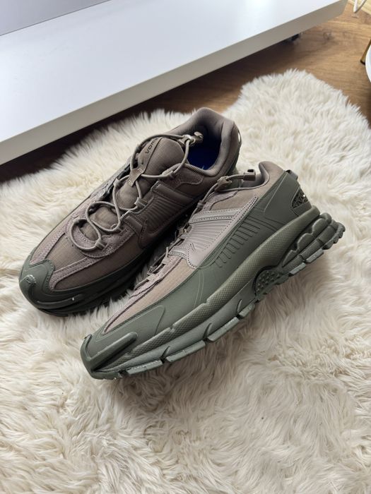 Кросівки Nike Zoom Vomero Roam MINK BROWN MEDIUM OlLIVE FV2295-20