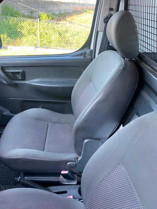 Topíssima Carrinha branca Citroen Berlingo