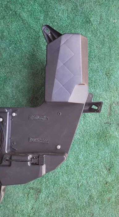 Caixa de subwoofer Audi A4 B6