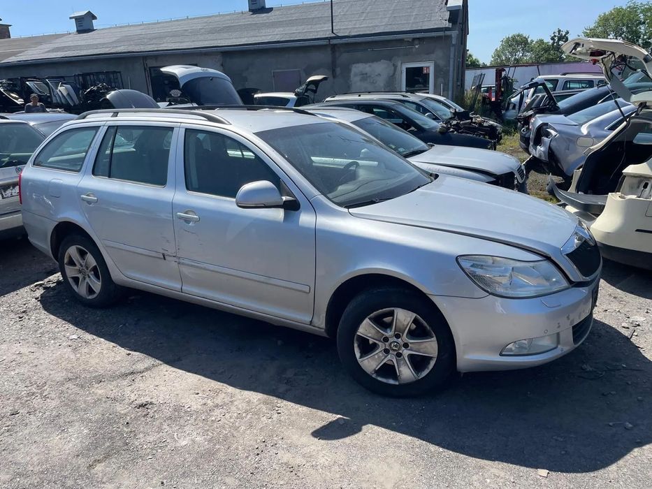 Skoda Octavia 2010r NA CZĘŚCI!!!  Kolor : LA7W