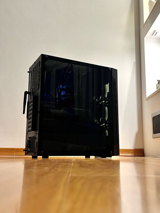 Komputer Gamingowy PC | RTX2060 + i5 9600k | + monitor i klawiatura