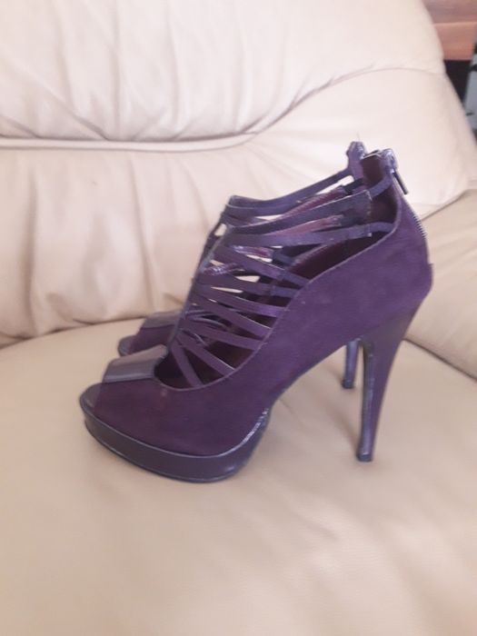 GRACELAND Fioletowe szpilki w roz 39.