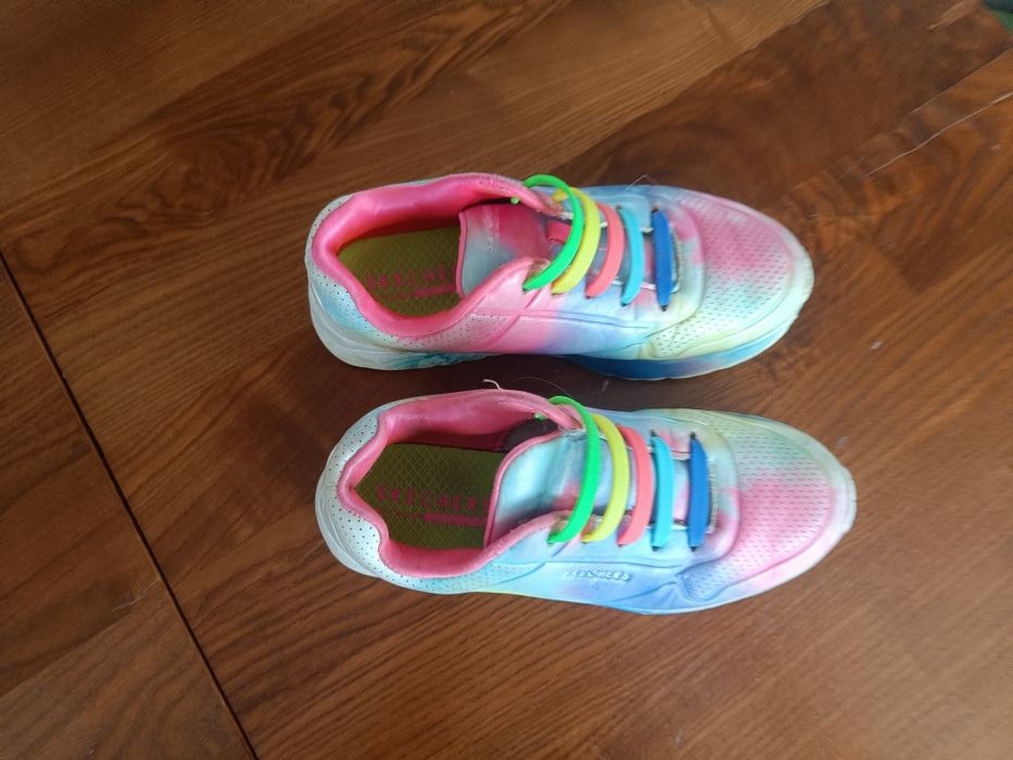 Dziewczęce buty skechers rozmiar 31