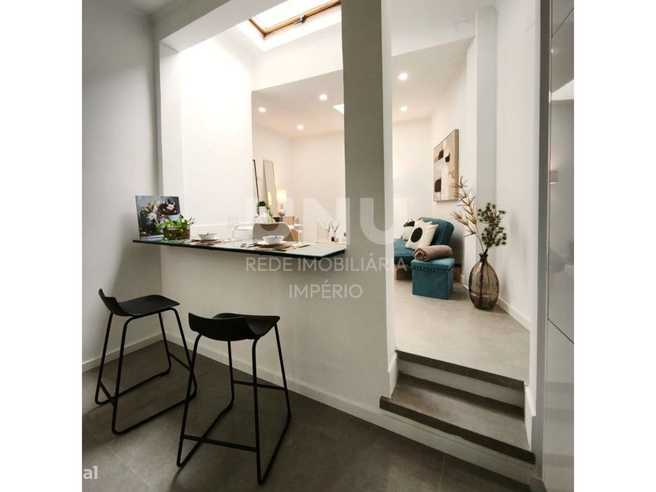 Apartamento T3 1º Andar Totalmente Remodelado em Penha de França
