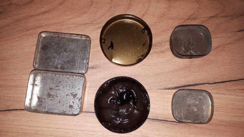 Stare metalowe  pudełko,  puszki, reklama , Aussig , Dresden.