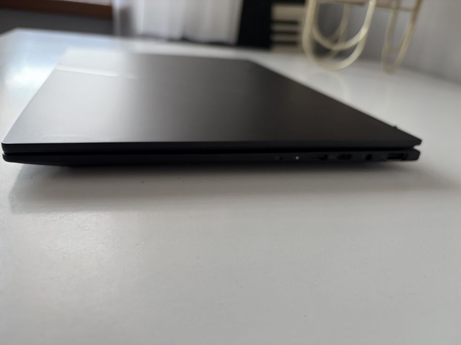 Asus ZenBook UM3406K OLED RYZEN AI 7 32gb/1TB Jak nowy