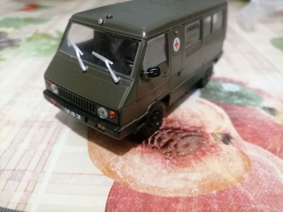 машинка уаз 3972 санітарка
