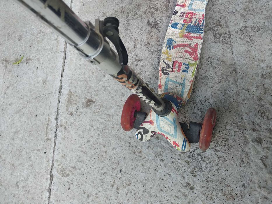 Дитячий триколісний самокат від 2 років