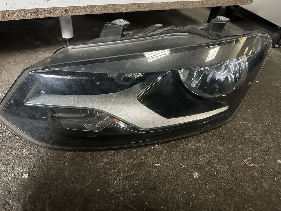 Farol VW Polo